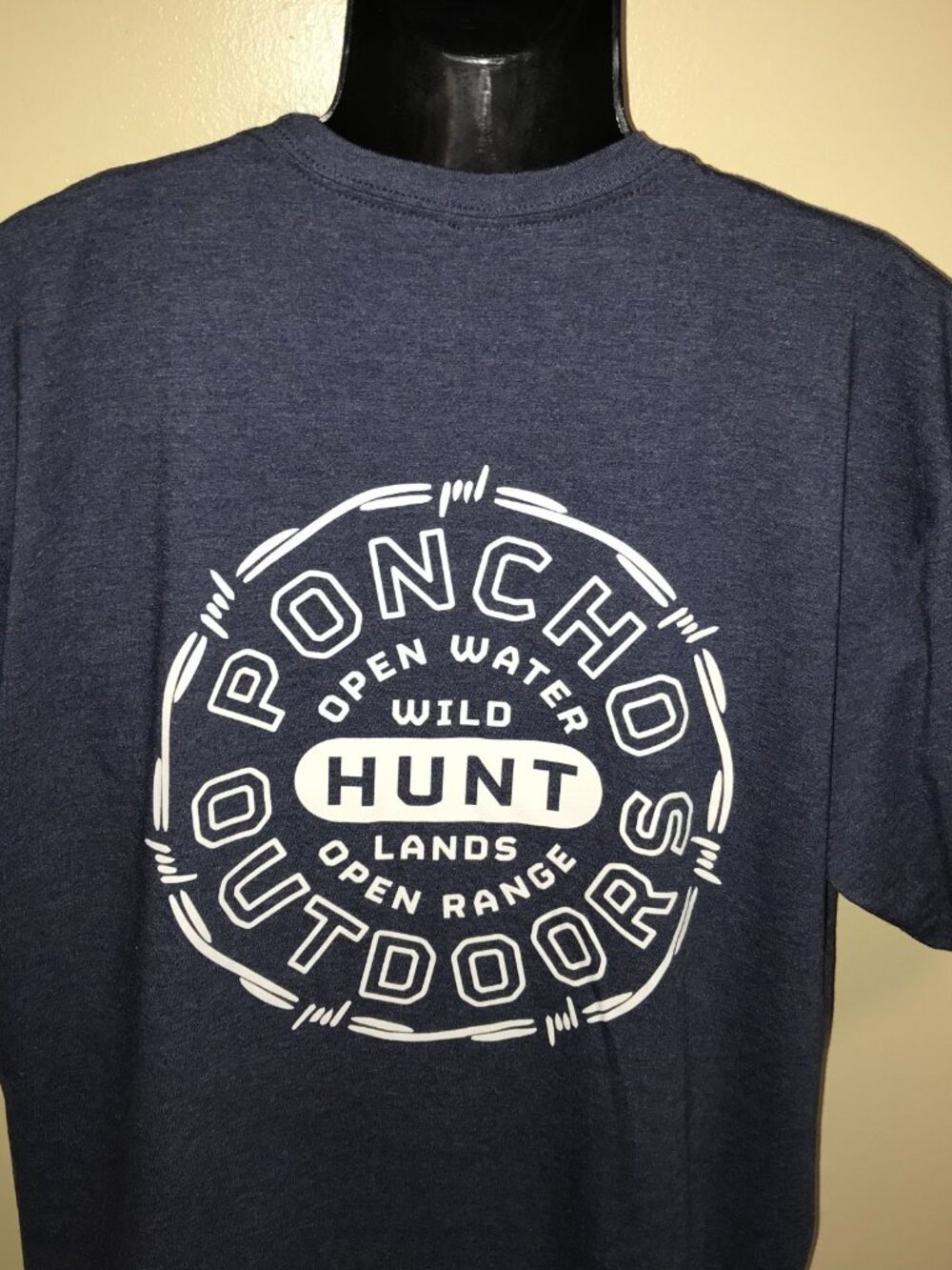 Men's Poncho Outdoors Hunt Short Sleeve T-shirt- Size: XL - Picture 6 of 12